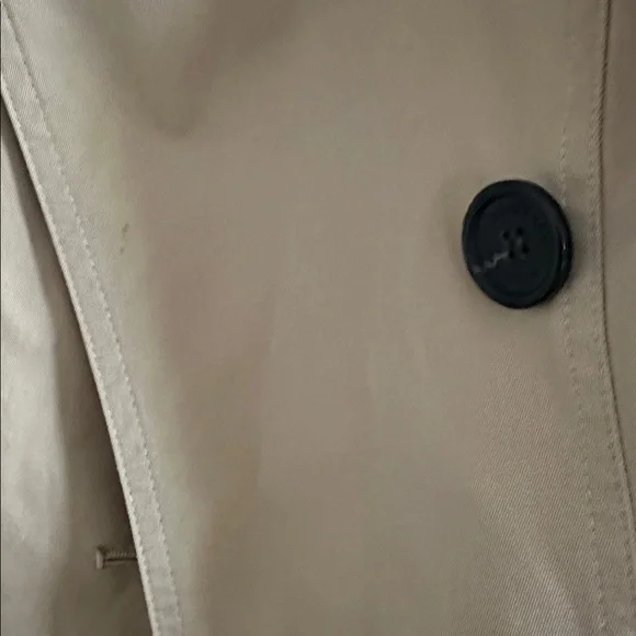 Burberry The Sandringham Double-Breasted Trench Coat US 4 - Picture 11 of 13